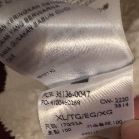 Women's Levi Strauss Levi's Burgundy Corduroy Sherpa Lined Jacket Sz. XL - Picture 8 of 12